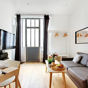 Cmg Place De La République / Magenta Apartamento París